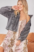 We love this unique print all over the maxi dress with v neckline. Non sheer, lined.
100% RAYON