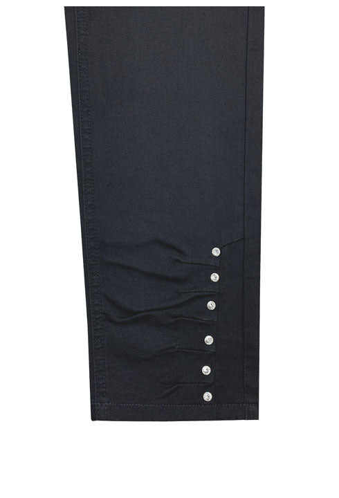 These pull-on pants bring a touch of glamour to your wardrobe with a sparkling bling accent at the bottom. The smoothing fabric and tummy-flattening panel ensure a sleek and flattering fit.